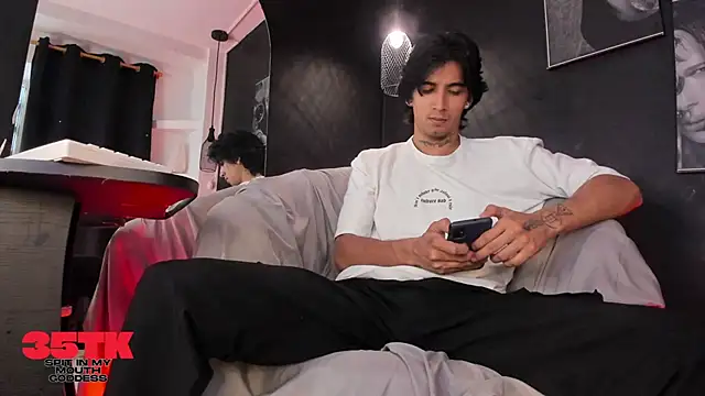 jett savage online show from November 25, 2:39 pm