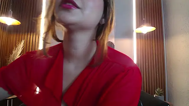 CurlyDani online show from April 16, 2:12 am