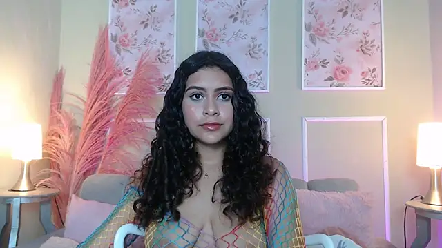 CurlyDani online show from October 13, 7:04 pm