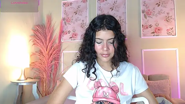 CurlyDani online show from September 24, 12:22 pm