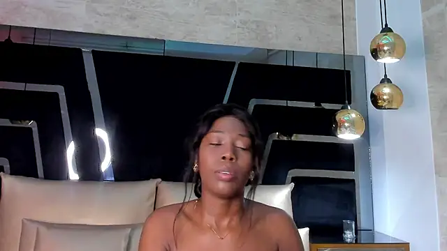 Snapshot of AbbieCyruz chatting on September 13, 11:43 am AbbieCyruz online show from September 13, 11:43 am