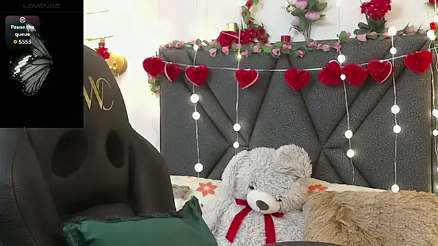 IndraKaur  online show from March 25, 11:53 am