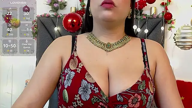 IndraKaur  online show from November 26, 1:33 pm