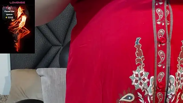 IndraKaur  online show from November 8, 1:03 pm