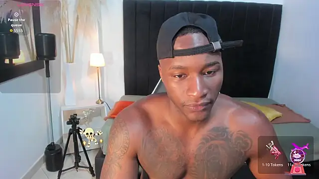 chrstian lewis1 online show from November 14, 4:54 pm