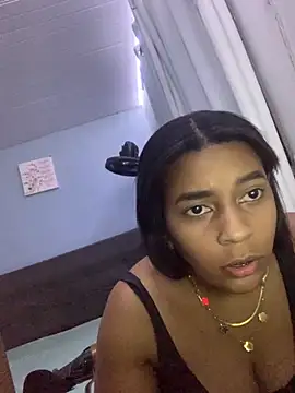 Crisschiavo online show from November 20, 10:09 pm