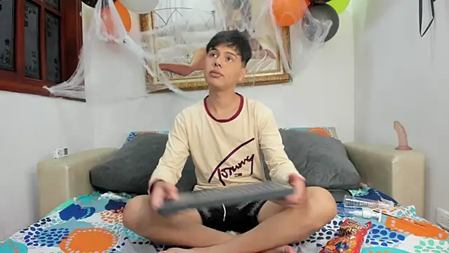 Felipe Cold online show from October 27, 3:07 am