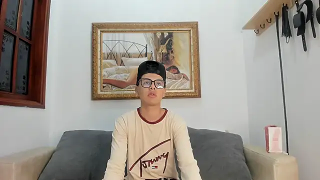 Felipe Cold online show from November 22, 2:43 am