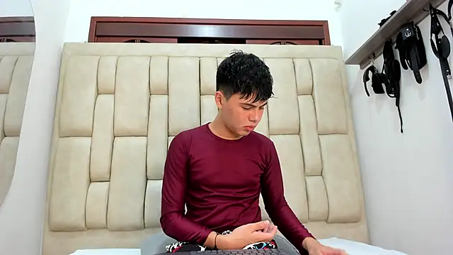 Felipe Cold online show from October 5, 2:13 am