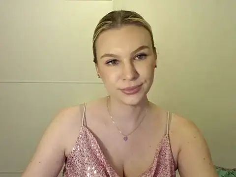 Snapshot of SadieBrilliance chatting on October 21, 6:07 pm SadieBrilliance online show from October 21, 6:07 pm