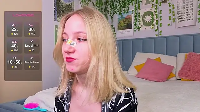 EmmaNovak online show from February 1, 12:03 pm