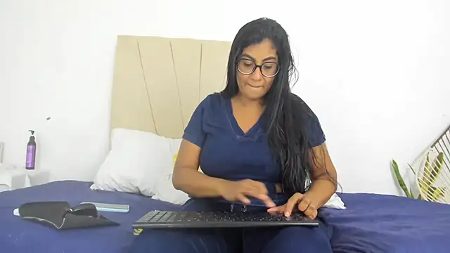 Snapshot of _Miaa_khalifa_ chatting on October 2, 12:08 pm Miaa khalifa online show from October 2, 12:08 pm