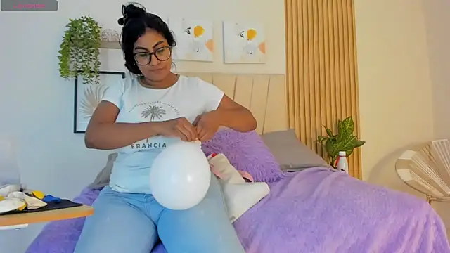 Snapshot of _Miaa_khalifa_ chatting on June 4, 12:32 pm Miaa khalifa online show from June 4, 12:32 pm