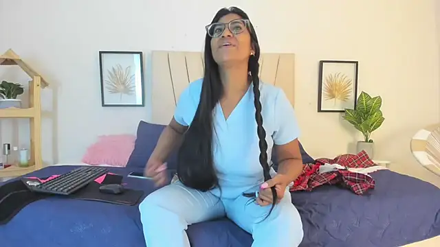  Miaa khalifa  online show from February 6, 12:23 pm