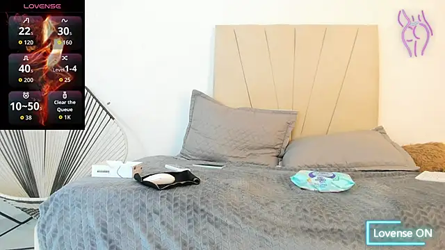  Miaa khalifa  online show from November 5, 12:19 pm