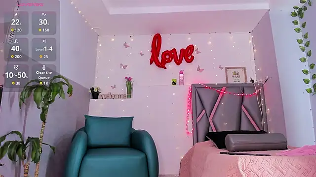 aurora tziu online show from March 7, 3:57 am