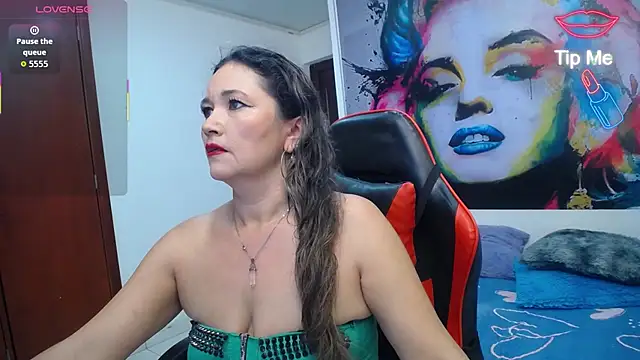 Snapshot of noelia_milf19 chatting on July 11, 12:22 am noelia milf19 online show from July 11, 12:22 am