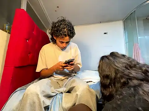 keith russo online show from April 8, 12:01 am