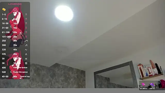 crystaldarliing online show from March 6, 2:45 pm