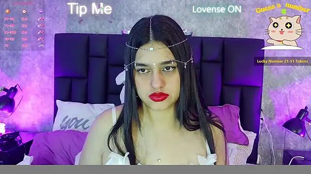crystaldarliing online show from May 24, 6:30 pm