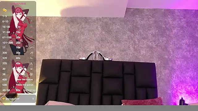 crystaldarliing online show from March 19, 1:49 am