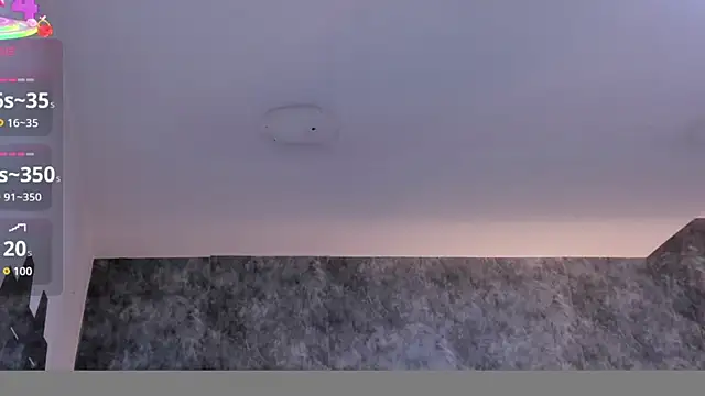 crystaldarliing online show from December 5, 2:59 pm