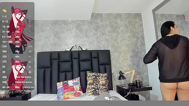 crystaldarliing online show from February 24, 4:19 pm