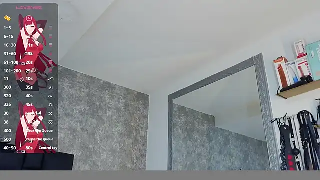 crystaldarliing online show from March 25, 6:51 pm