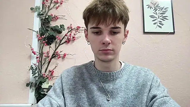 Snapshot of Milk_Guy chatting on November 24, 1:22 pm Milk Guy online show from November 24, 1:22 pm