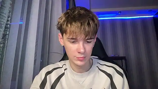 Milk Guy online show from January 7, 8:14 pm