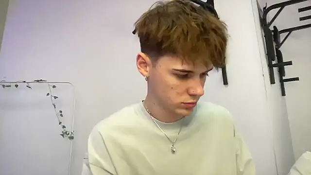 Snapshot of Milk_Guy chatting on November 7, 1:48 pm Milk Guy online show from November 7, 1:48 pm