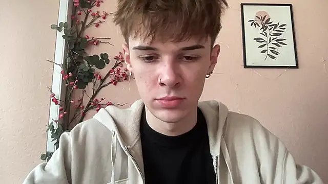 Snapshot of Milk_Guy chatting on November 14, 10:30 am Milk Guy online show from November 14, 10:30 am