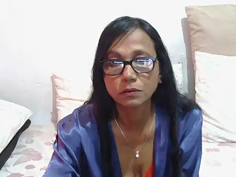 Snapshot of indian_sherryxo chatting on October 2, 11:57 am indian sherryxo online show from October 2, 11:57 am
