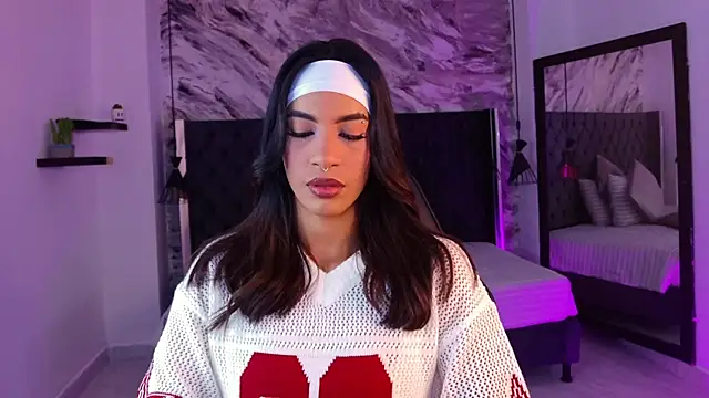 kitty collins  online show from April 7, 12:18 pm