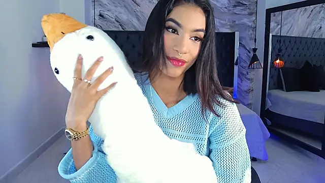 Snapshot of kitty_collins_ chatting on May 26, 12:03 pm kitty collins online show from May 26, 12:03 pm