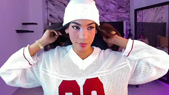 kitty collins  online show from April 5, 11:39 am