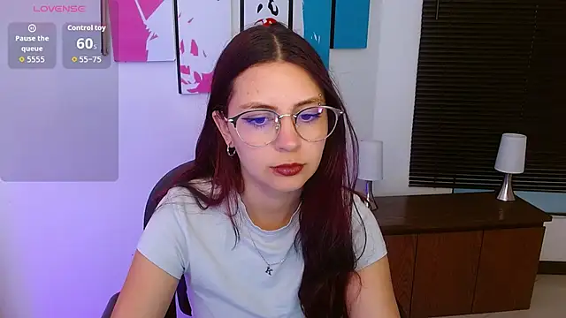 AlanaGarcia19 online show from October 24, 11:31 am