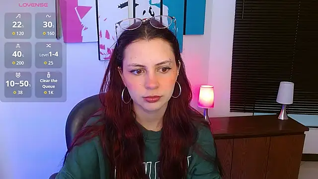 AlanaGarcia19 online show from October 30, 11:41 am