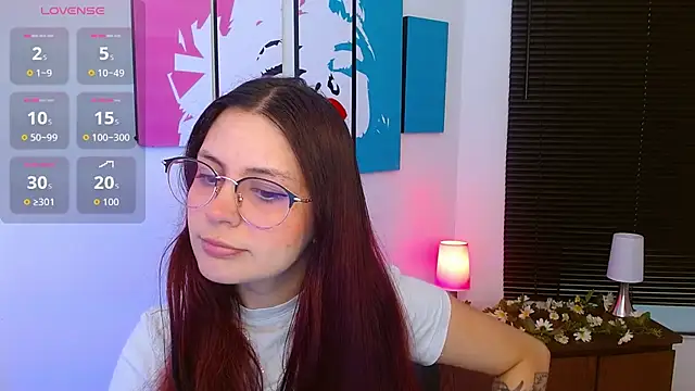 AlanaGarcia19 online show from November 20, 11:44 am