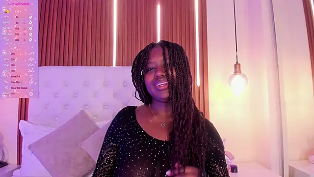 Snapshot of Oshun_Evans chatting on October 10, 3:29 am Oshun Evans online show from October 10, 3:29 am