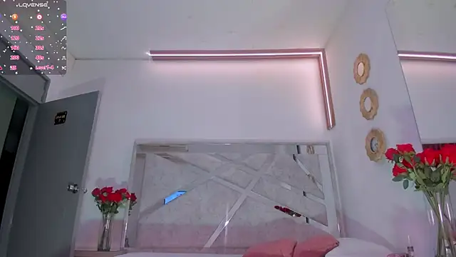 ThiccyLexxy online show from November 7, 11:59 am