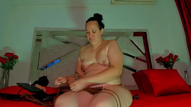 ThiccyLexxy online show from December 16, 12:09 pm