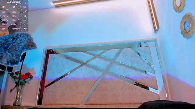 ThiccyLexxy online show from November 20, 12:17 pm