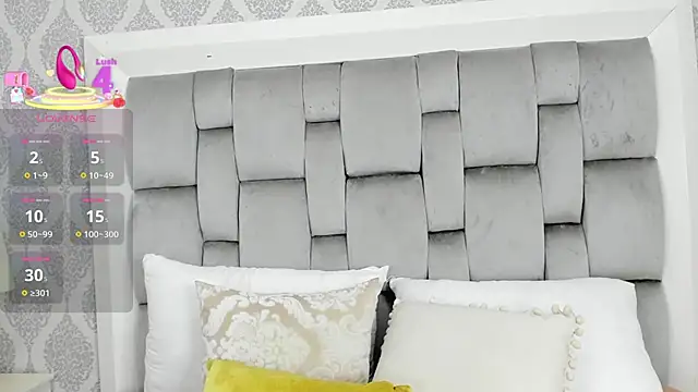 ValerieSoto online show from November 23, 11:42 am