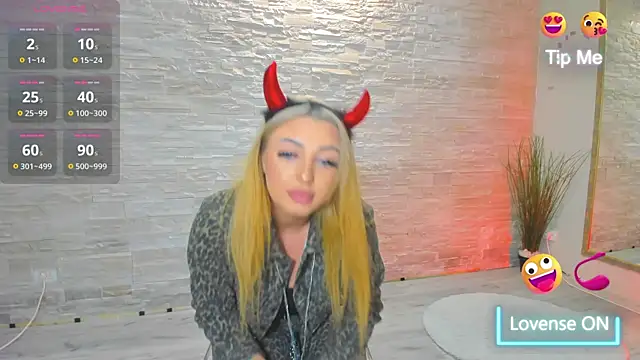 Lexi Blazee online show from October 8, 4:36 am