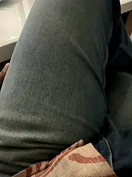 saumon3022 online show from September 17, 1:24 pm