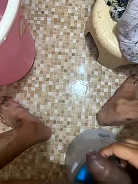 saumon3022 online show from September 18, 4:37 am