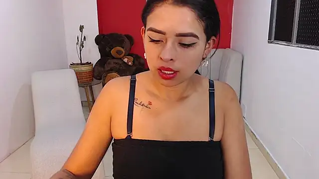 Snapshot of naia_sweetsex chatting on September 29, 2:23 pm naia sweetsex online show from September 29, 2:23 pm