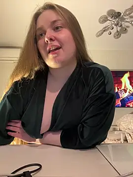 DeniMilkyyyyy online show from May 20, 5:21 pm