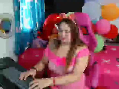 Snapshot of rous-kinky chatting on September 17, 1:13 pm rous-kinky online show from September 17, 1:13 pm